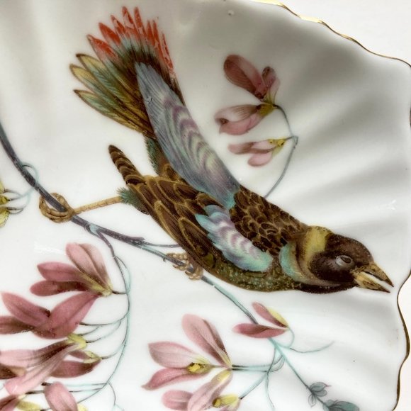 VTG Mitterteich Bavaria Germany Leaf Shape Hand Painted Bird /Floral Design Dish - Picture 3 of 17